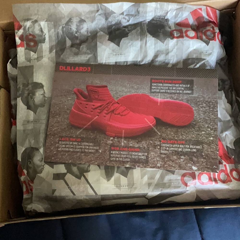 D Lillard 3s - Picture 4 of 8